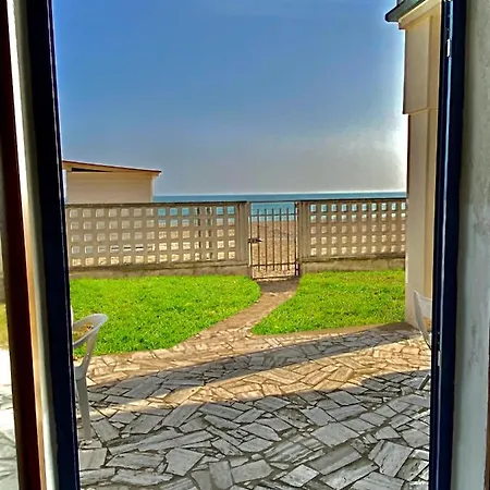 Le Case Sulla Spiaggia 別荘
