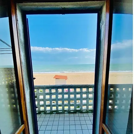 Le Case Sulla Spiaggia 別荘 *